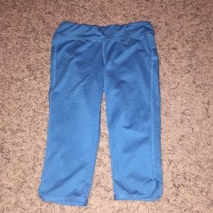 🦋WORN ONCE Kids athletic leggings.